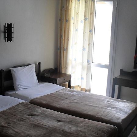 Armonia Hotel Stalís Ngoại thất bức ảnh