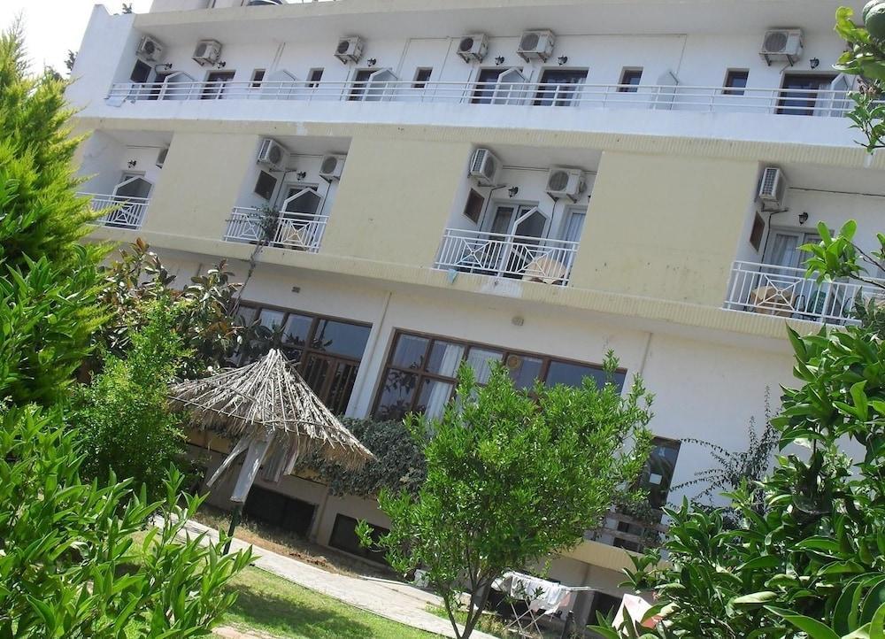 Armonia Hotel Stalís Ngoại thất bức ảnh